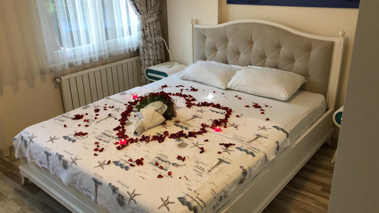 Heybeli Butik Hotel ヘイベリアダ エクステリア 写真